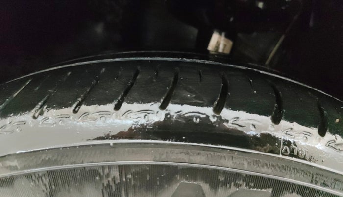 2024 Volkswagen VIRTUS GT Line 1.0 TSI MT, Petrol, Manual, 29,625 km, Left Front Tyre Tread