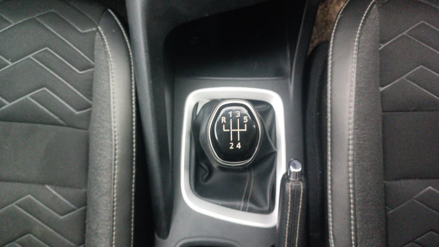 2023 Nissan MAGNITE XV PREMIUM, Petrol, Manual, 10,811 km, Gear Lever