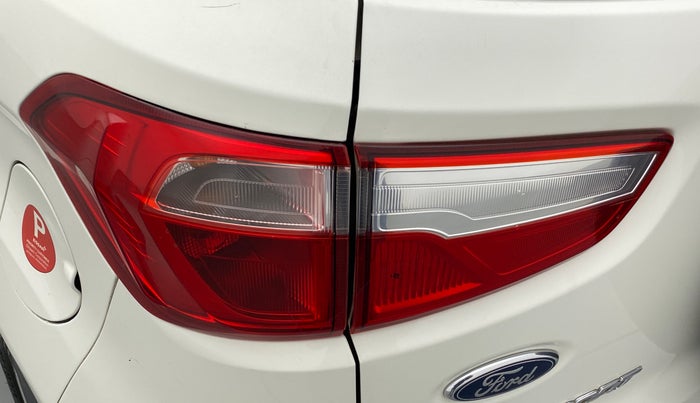 2018 Ford Ecosport TITANIUM + 1.5L PETROL AT, CNG, Automatic, 1,12,071 km, Left tail light - Minor damage