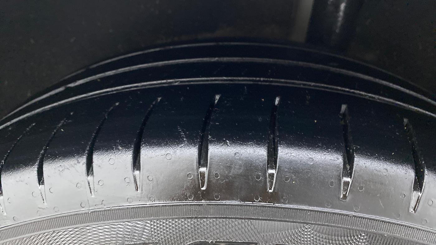 2018 Ford Ecosport TITANIUM + 1.5L PETROL AT, CNG, Automatic, 1,12,071 km, Left Rear Tyre Tread