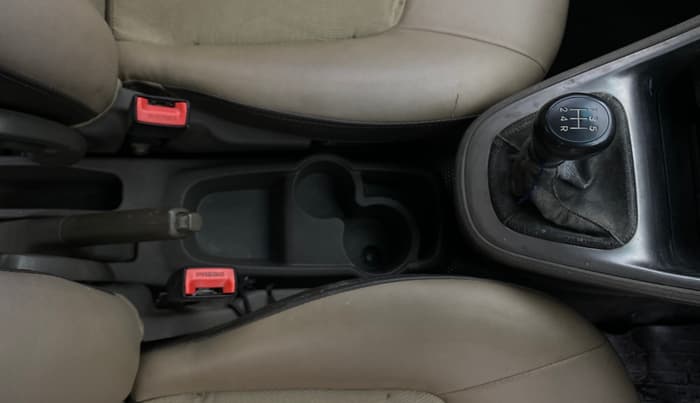 2014 Hyundai i10 MAGNA 1.1, Petrol, Manual, 94,871 km, Gear Lever