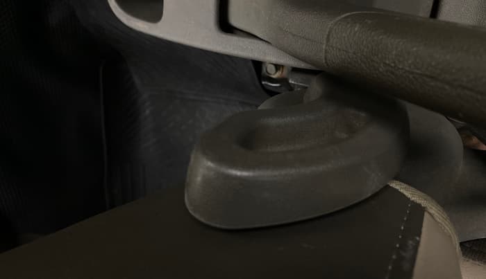 2014 Hyundai i10 MAGNA 1.1, Petrol, Manual, 94,871 km, Driver Side Adjustment Panel