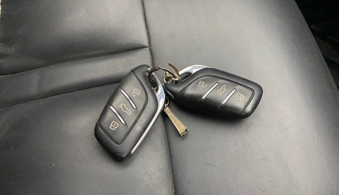 2023 MG ASTOR SHARP 1.5 MT, Petrol, Manual, 22,394 km, Key Close Up