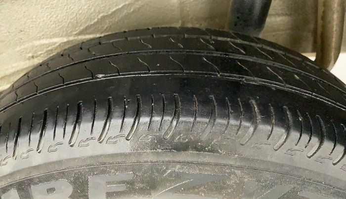 2021 Maruti S PRESSO VXI CNG, CNG, Manual, 62,657 km, Left Rear Tyre Tread