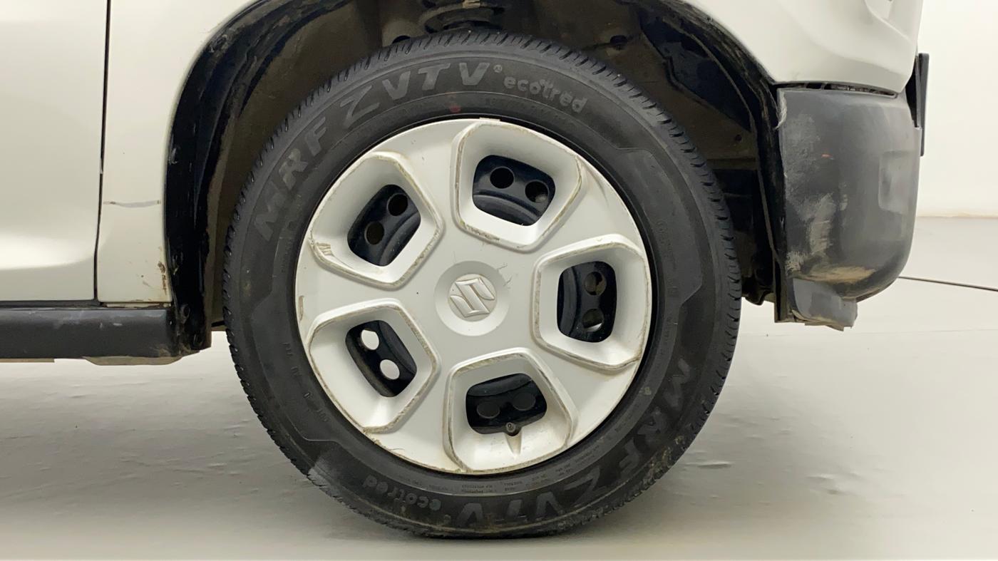 2021 Maruti S PRESSO VXI CNG, CNG, Manual, 62,657 km, Right Front Wheel