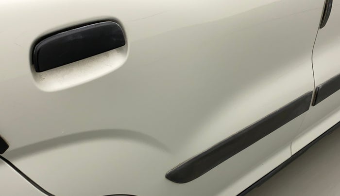 2021 Maruti S PRESSO VXI CNG, CNG, Manual, 62,657 km, Right rear door - Minor scratches