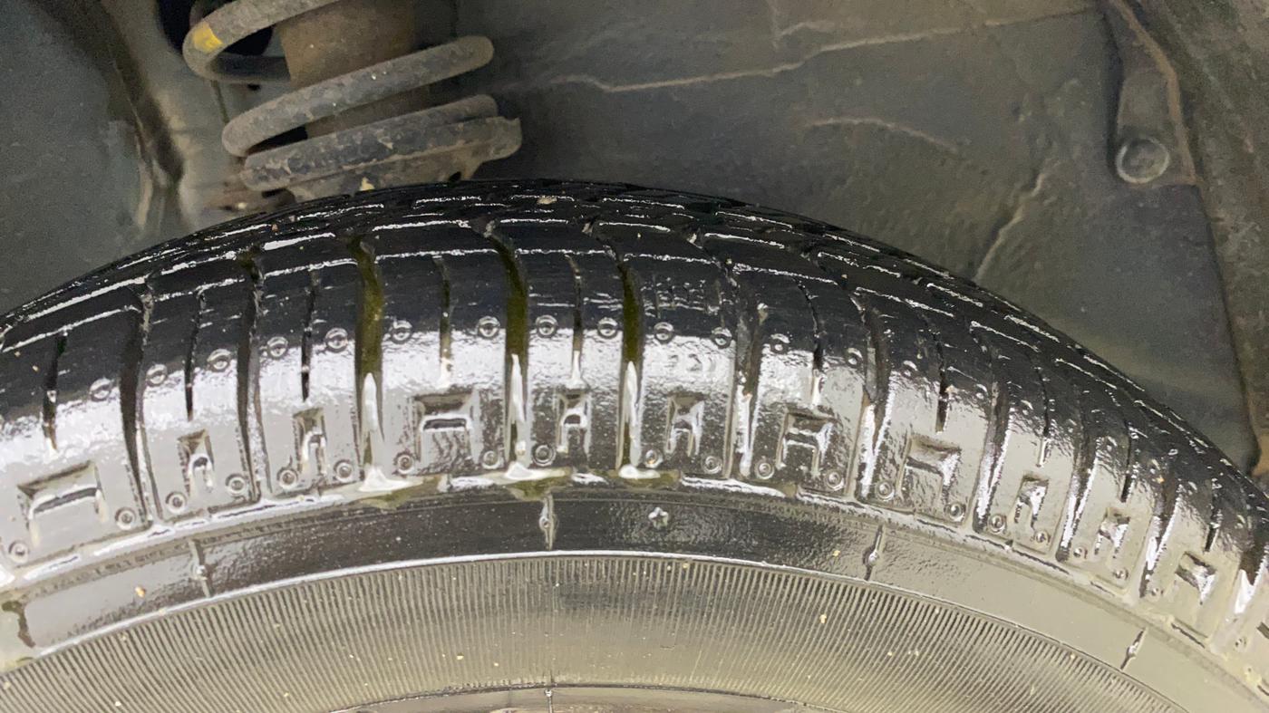 2015 Maruti Alto 800 LXI, Petrol, Manual, 25,889 km, Right Front Tyre Tread