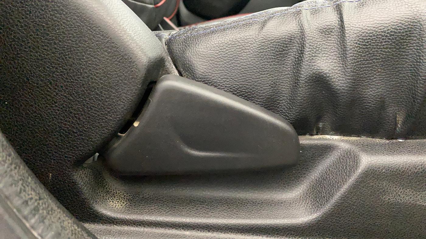 2019 Renault Kwid RXL, Petrol, Manual, 40,576 km, Driver Side Adjustment Panel