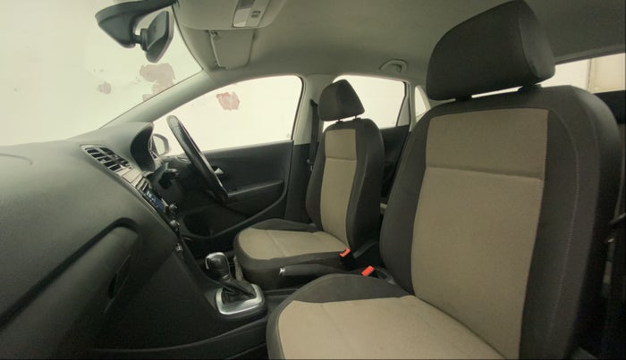 2017 Volkswagen Polo GT TSI AT, Petrol, Automatic, 61,476 km, Right Side Front Door Cabin