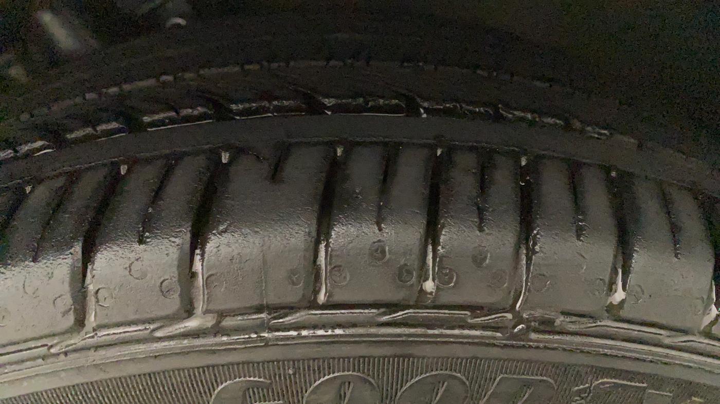 2017 Volkswagen Polo GT TSI AT, Petrol, Automatic, 61,476 km, Left Rear Tyre Tread