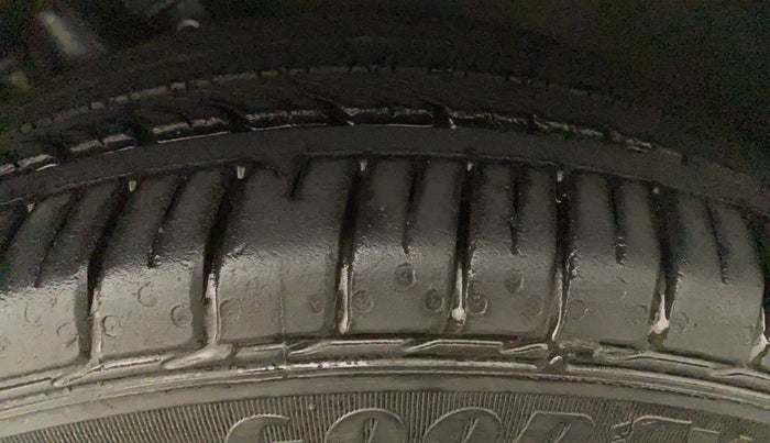 2017 Volkswagen Polo GT TSI AT, Petrol, Automatic, 61,476 km, Left Rear Tyre Tread