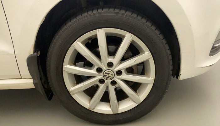 2017 Volkswagen Polo GT TSI AT, Petrol, Automatic, 61,476 km, Right Front Wheel