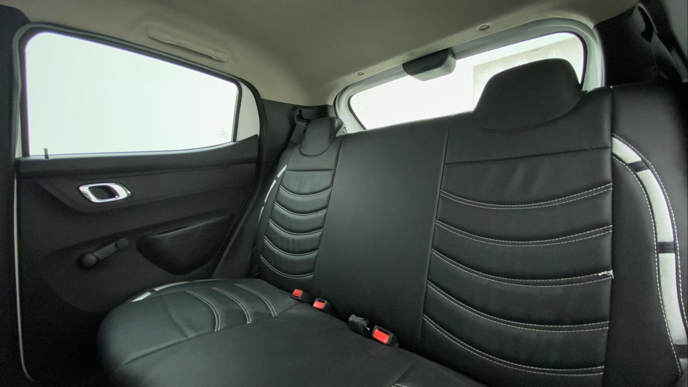 2018 Renault Kwid 1.0 RXT Opt, Petrol, Manual, 20,947 km, Right Side Rear Door Cabin