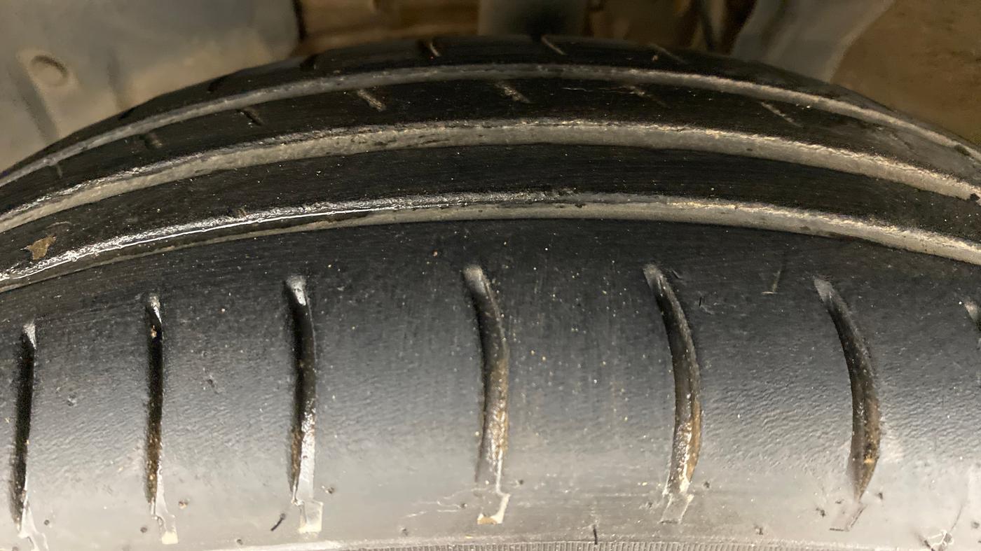 2019 Renault TRIBER 1.0 RXZ, Petrol, Manual, 77,650 km, Left Front Tyre Tread