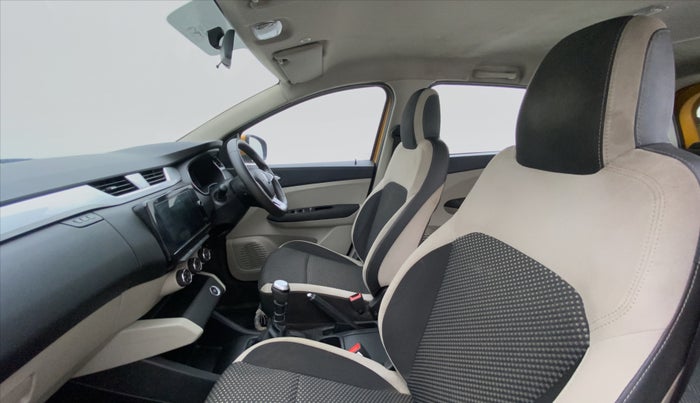 2019 Renault TRIBER 1.0 RXZ, Petrol, Manual, 77,650 km, Right Side Front Door Cabin