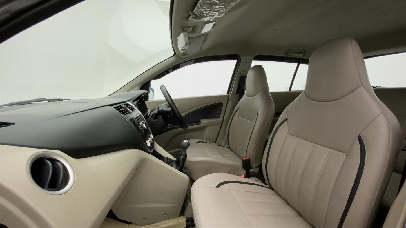2016 Maruti Celerio VXI CNG, CNG, Manual, 74,273 km, Right Side Front Door Cabin