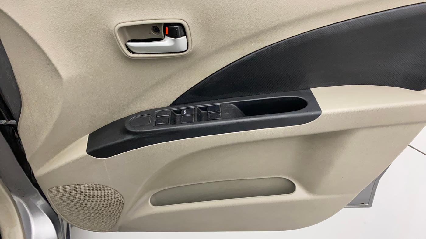 2016 Maruti Celerio VXI CNG, CNG, Manual, 74,273 km, Driver Side Door Panels Control