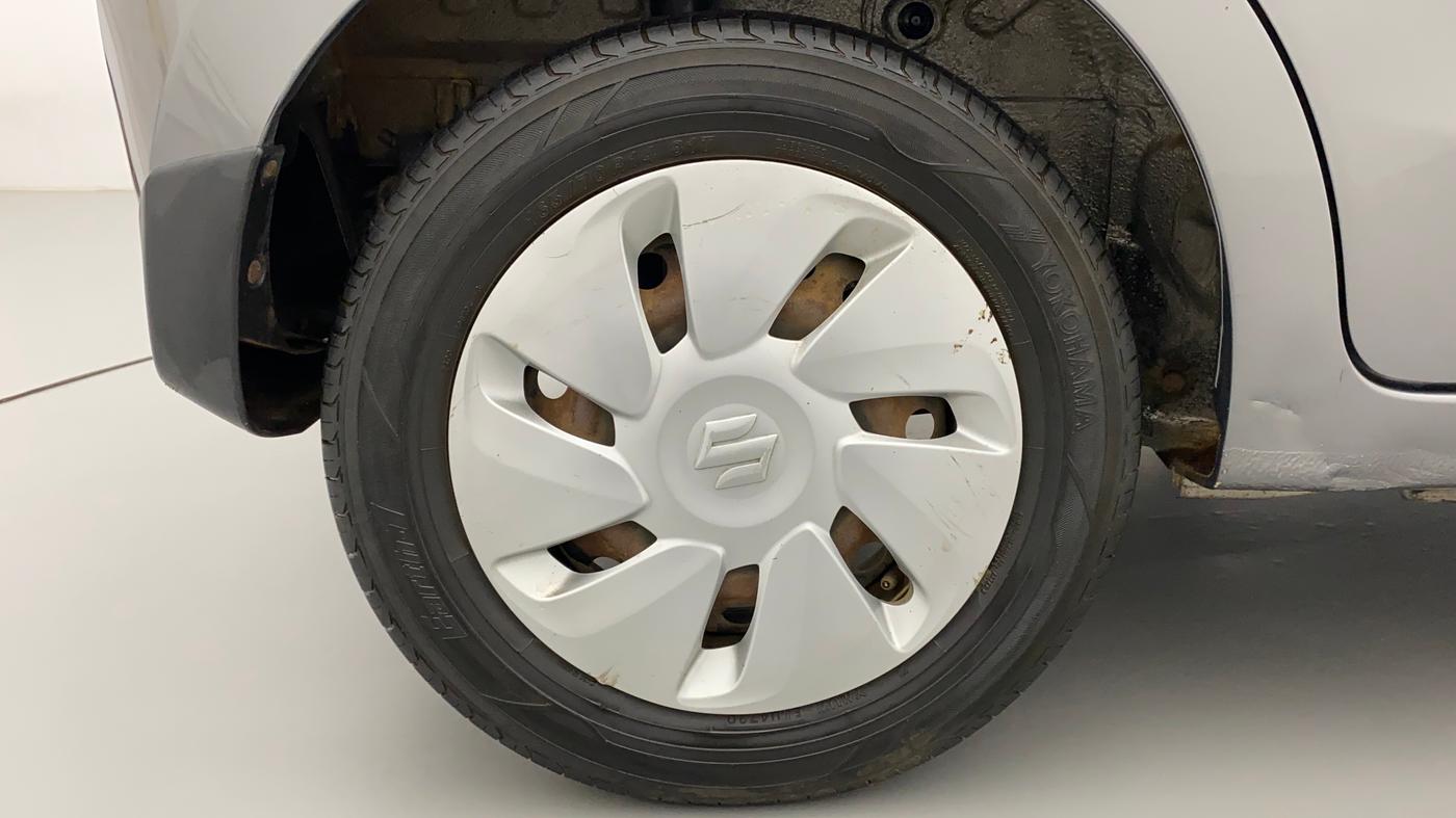 2016 Maruti Celerio VXI CNG, CNG, Manual, 74,273 km, Right Rear Wheel