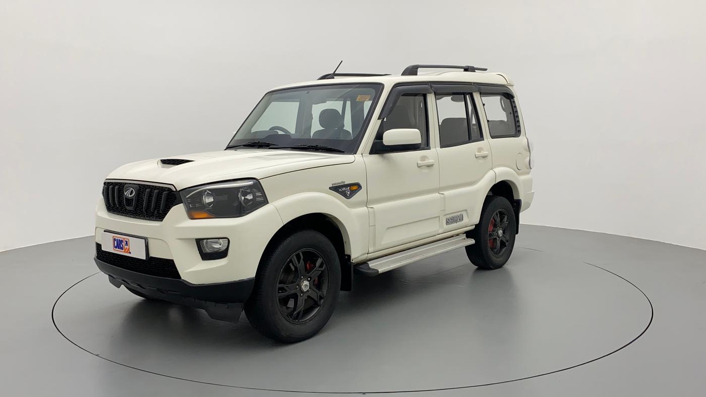 2016 Mahindra Scorpio S4PLUS, Diesel, Manual, 52,671 km, Left Front Diagonal