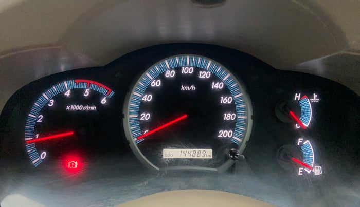 2015 Toyota Innova 2.5 VX 8 STR BS IV, Diesel, Manual, 1,44,861 km, Odometer Image