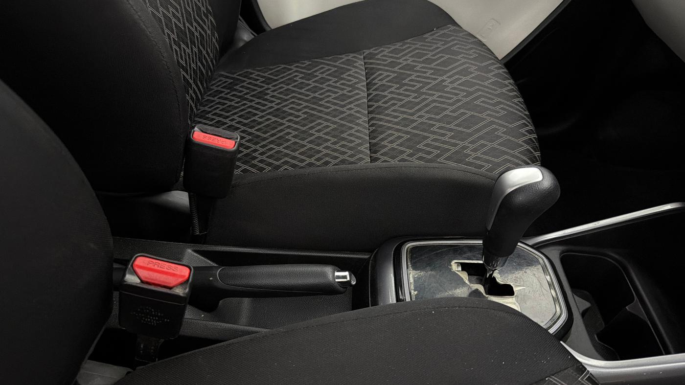 2024 Maruti IGNIS ZETA 1.2 AMT, Petrol, Automatic, 53,109 km, Gear Lever