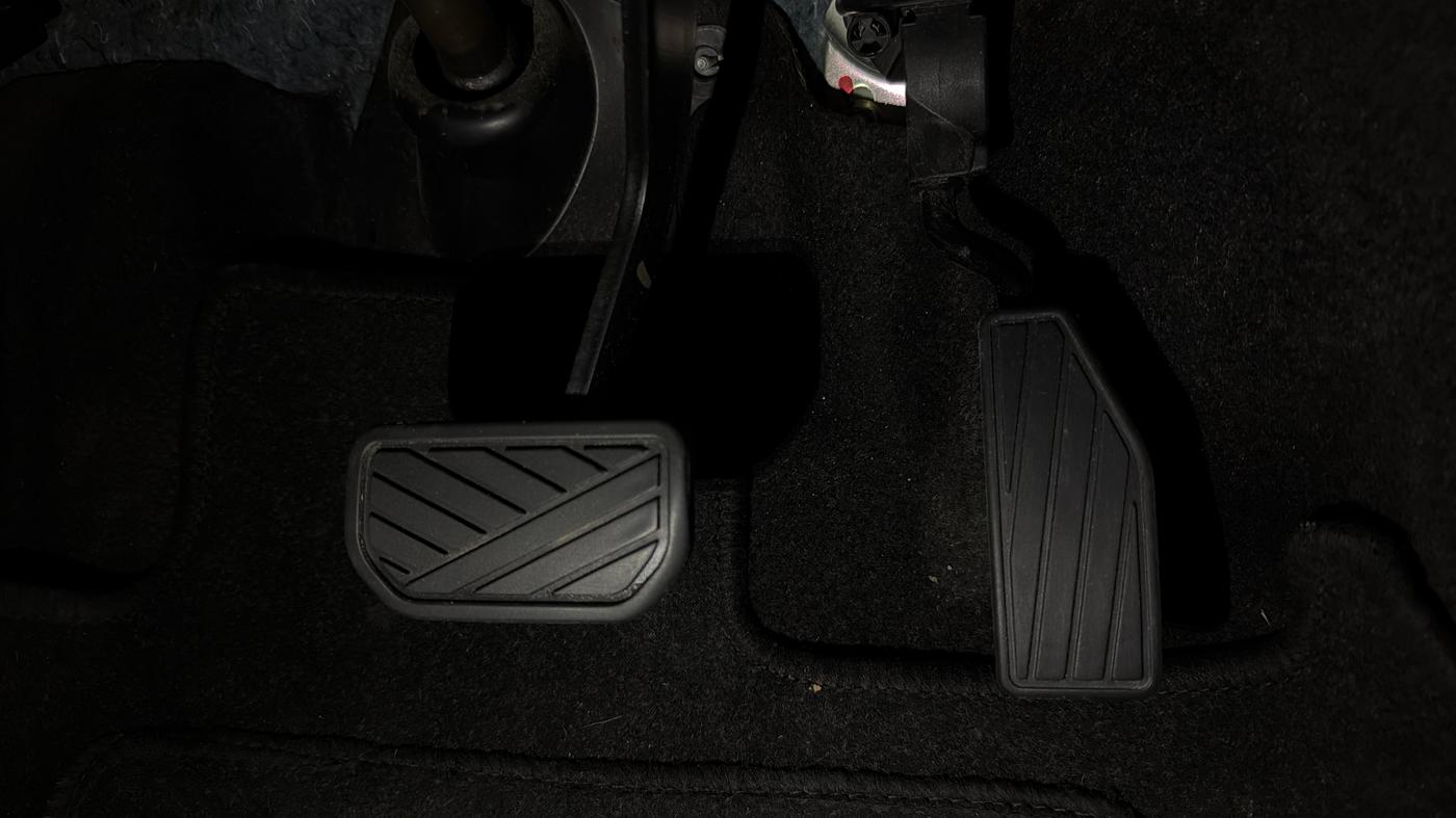 2024 Maruti IGNIS ZETA 1.2 AMT, Petrol, Automatic, 53,109 km, Pedals