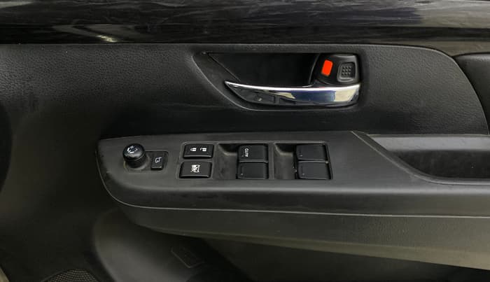 2021 Maruti XL6 ZETA MT, Petrol, Manual, 42,231 km, Driver Side Door Panels Control