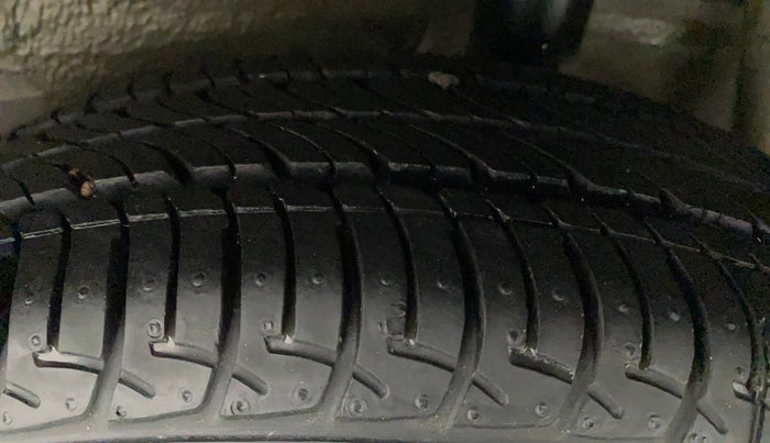 2015 Maruti Celerio VXI AMT, Petrol, Automatic, 23,107 km, Left Rear Tyre Tread