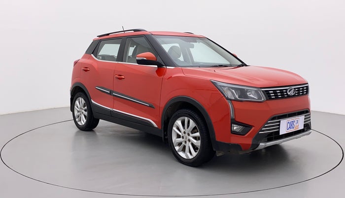 2019 Mahindra XUV300 W8 1.5 DIESEL, Diesel, Manual, 39,750 km, Right Front Diagonal