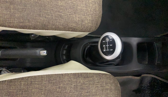 2015 Maruti Wagon R 1.0 VXI, Petrol, Manual, 35,919 km, Gear Lever