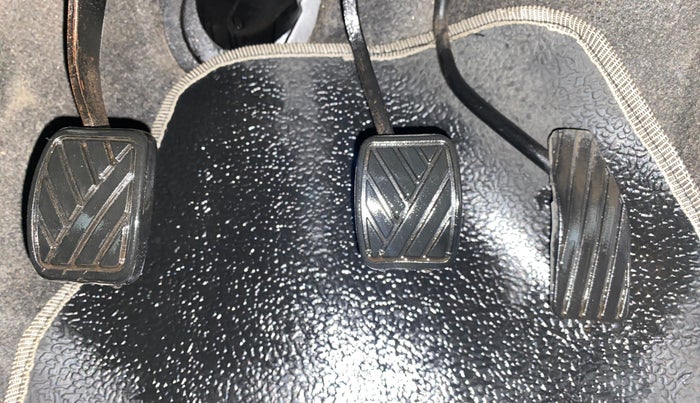 2015 Maruti Wagon R 1.0 VXI, Petrol, Manual, 35,919 km, Pedals