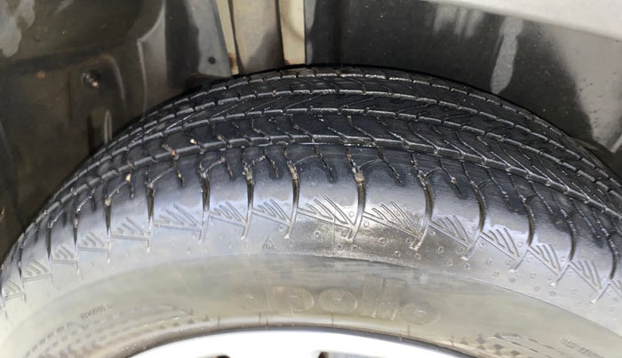 2024 Maruti Grand Vitara SIGMA SMART HYBRID, Petrol, Manual, 31,080 km, Right Rear Tyre Tread