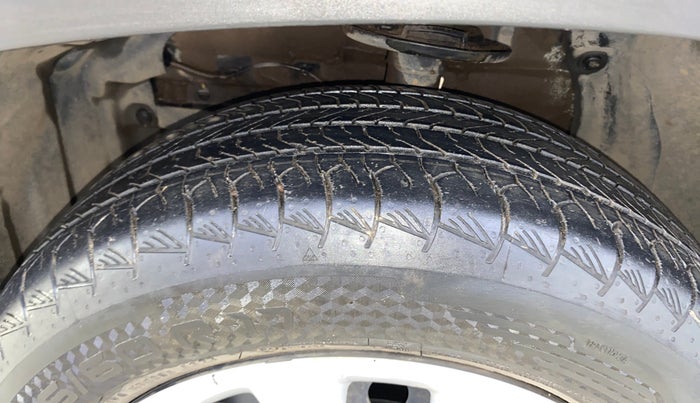 2024 Maruti Grand Vitara SIGMA SMART HYBRID, Petrol, Manual, 31,080 km, Left Front Tyre Tread