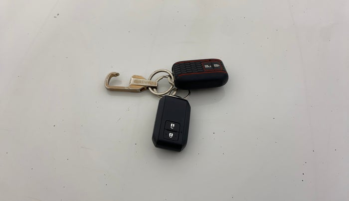 2024 Maruti Grand Vitara SIGMA SMART HYBRID, Petrol, Manual, 31,080 km, Key Close Up