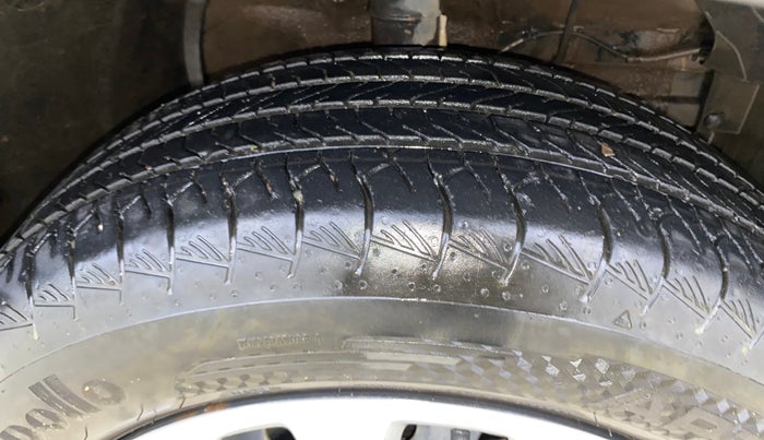 2024 Maruti Grand Vitara SIGMA SMART HYBRID, Petrol, Manual, 31,080 km, Right Front Tyre Tread