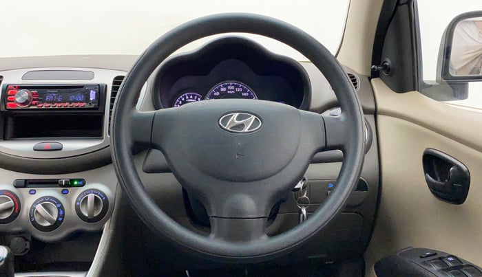 2014 Hyundai i10 MAGNA 1.1, Petrol, Manual, 28,737 km, Steering Wheel Close Up