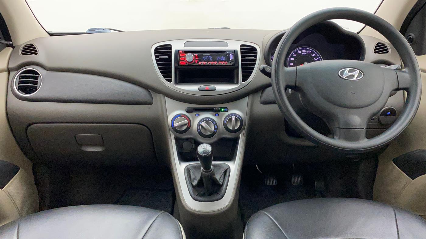 2014 Hyundai i10 MAGNA 1.1, Petrol, Manual, 28,737 km, Dashboard