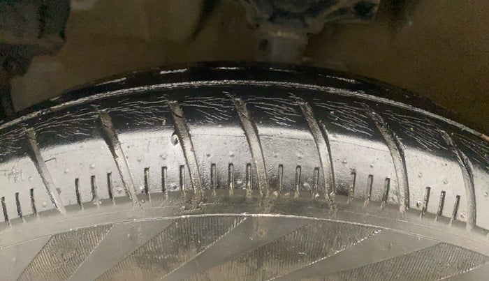 2020 Maruti Celerio VXI CNG, CNG, Manual, 48,021 km, Left Front Tyre Tread