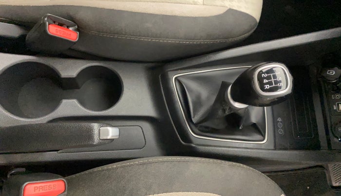 2019 Hyundai Elite i20 ASTA 1.2 (O), Petrol, Manual, 62,157 km, Gear Lever