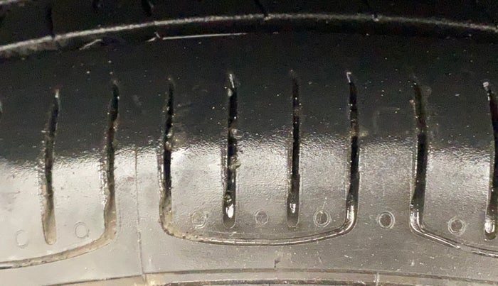 2021 Hyundai GRAND I10 NIOS MAGNA 1.2 KAPPA VTVT, Petrol, Manual, 76,850 km, Right Rear Tyre Tread