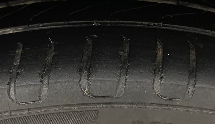 2022 Maruti Baleno ALPHA PETROL 1.2, Petrol, Manual, 89,470 km, Right Rear Tyre Tread