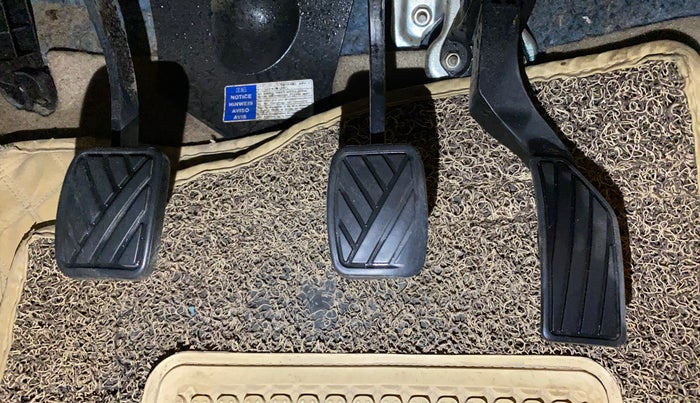 2016 Maruti Ciaz ZXI, Petrol, Manual, 95,555 km, Pedals