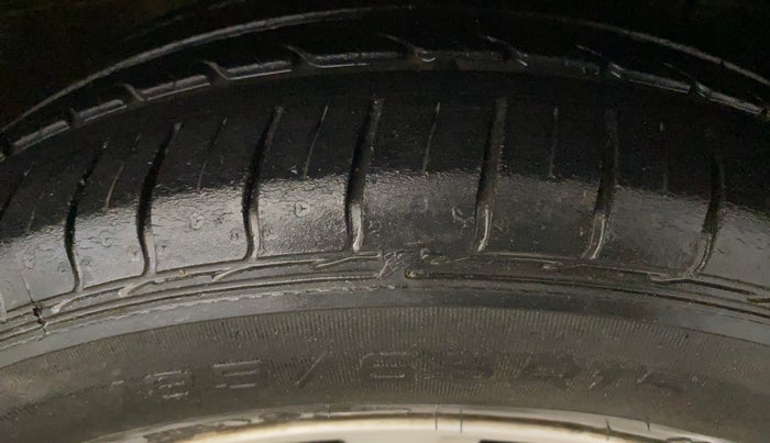 2016 Maruti Ciaz ZXI, Petrol, Manual, 95,555 km, Right Front Tyre Tread