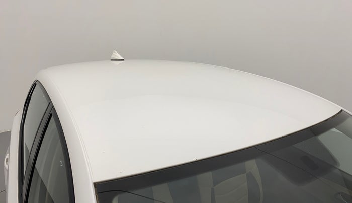 2014 Volkswagen Polo HIGHLINE1.2L, Petrol, Manual, 77,479 km, Roof