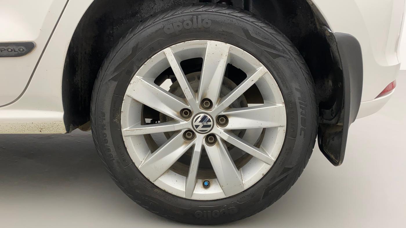 2014 Volkswagen Polo HIGHLINE1.2L, Petrol, Manual, 77,479 km, Left Rear Wheel