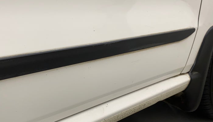 2014 Volkswagen Polo HIGHLINE1.2L, Petrol, Manual, 77,479 km, Driver-side door - Minor scratches