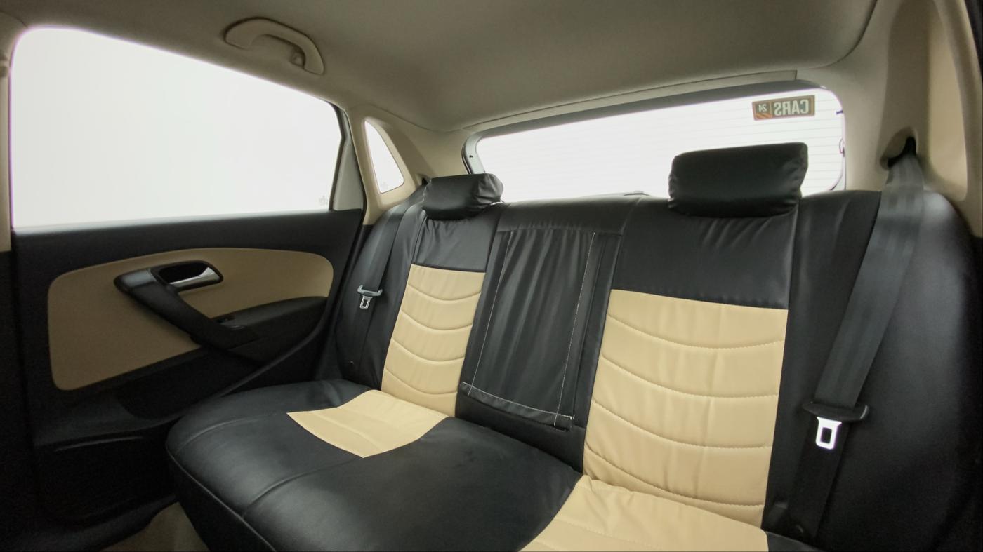 2014 Volkswagen Polo HIGHLINE1.2L, Petrol, Manual, 77,479 km, Right Side Rear Door Cabin