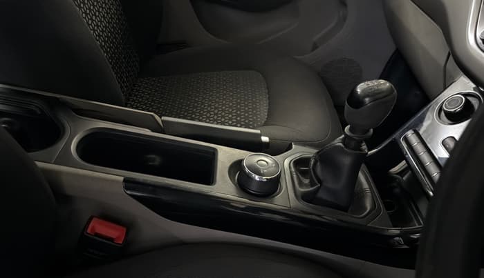 2019 Tata NEXON XM PETROL, Petrol, Manual, 77,635 km, Gear Lever