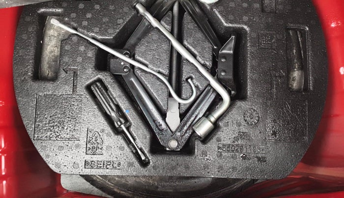 2016 Chevrolet Beat LT PETROL, Petrol, Manual, 11,779 km, Spare Tyre