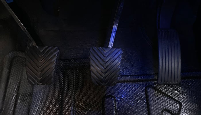 2021 Hyundai NEW I20 ASTA 1.2 MT, Petrol, Manual, 11,432 km, Pedals